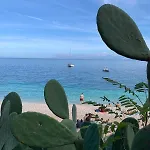 Casa Di Cri - Sea View With Pool Villa