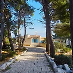 Casa Di Cri - Sea View With Pool Villa